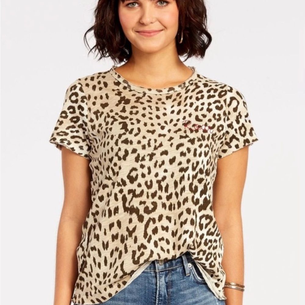 Chaser Leopard Roar Tee I4